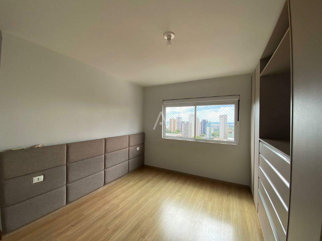 Apartamento para para aluguel no Bairro CENTRO em CASCAVEL: 