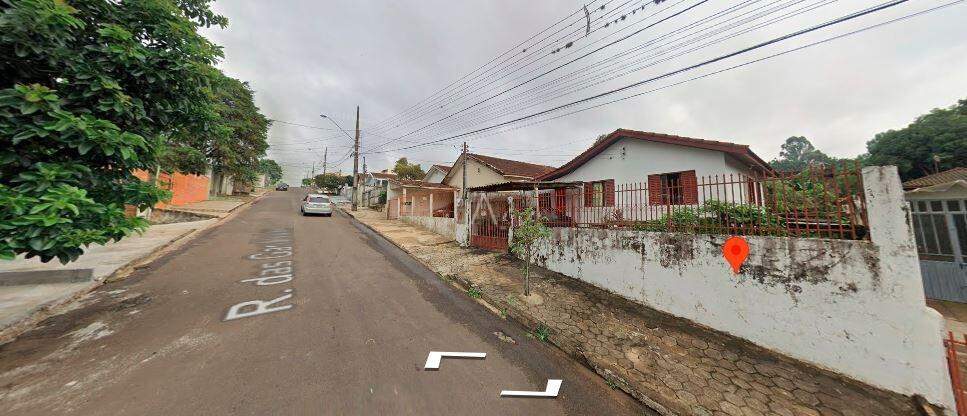 Casa Residencial para à venda no Bairro GUARUJA em CASCAVEL: 