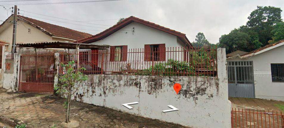 Casa Residencial para à venda no Bairro GUARUJA em CASCAVEL: 
