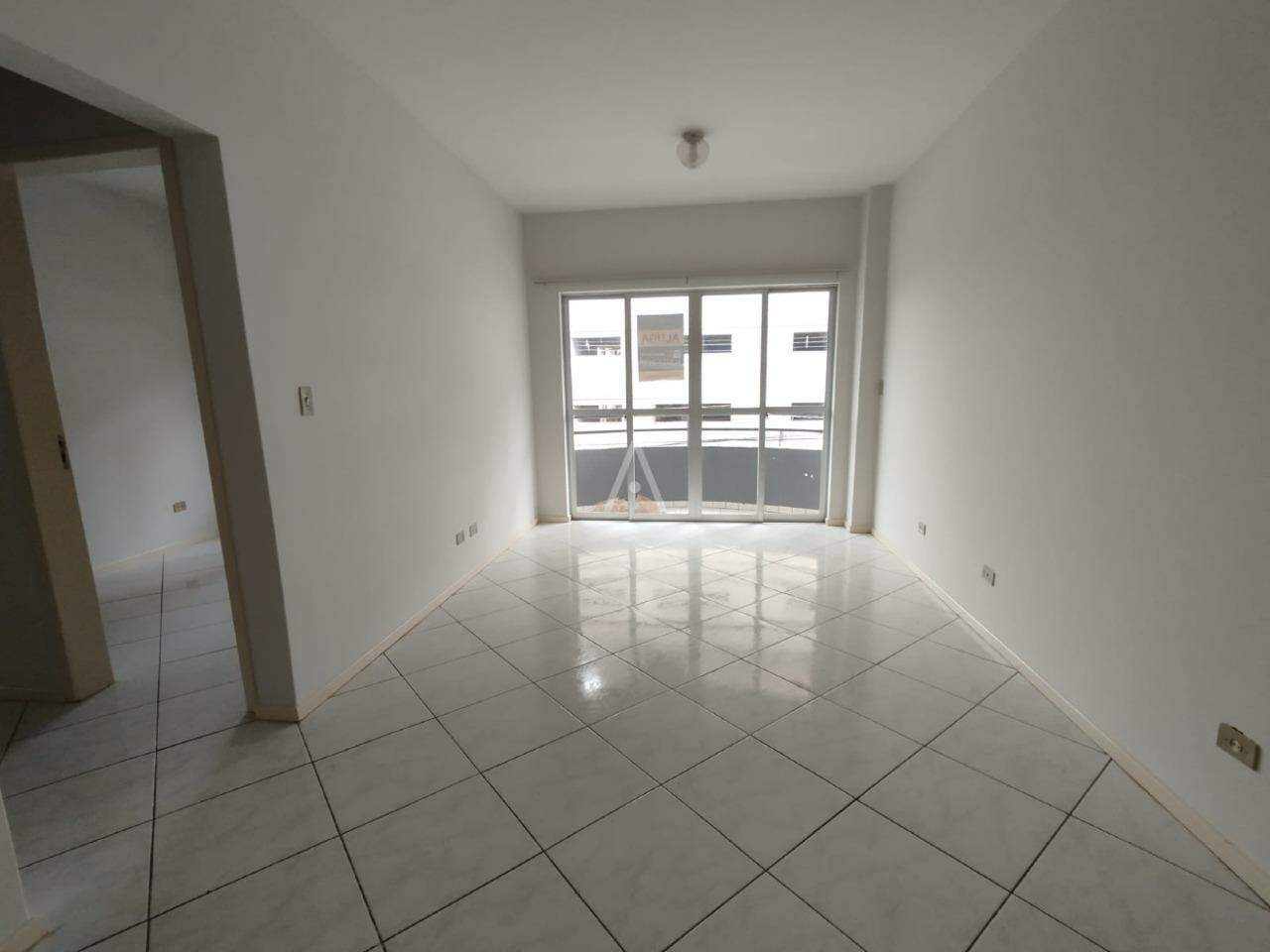Apartamento para para aluguel no Bairro COQUEIRAL em CASCAVEL: