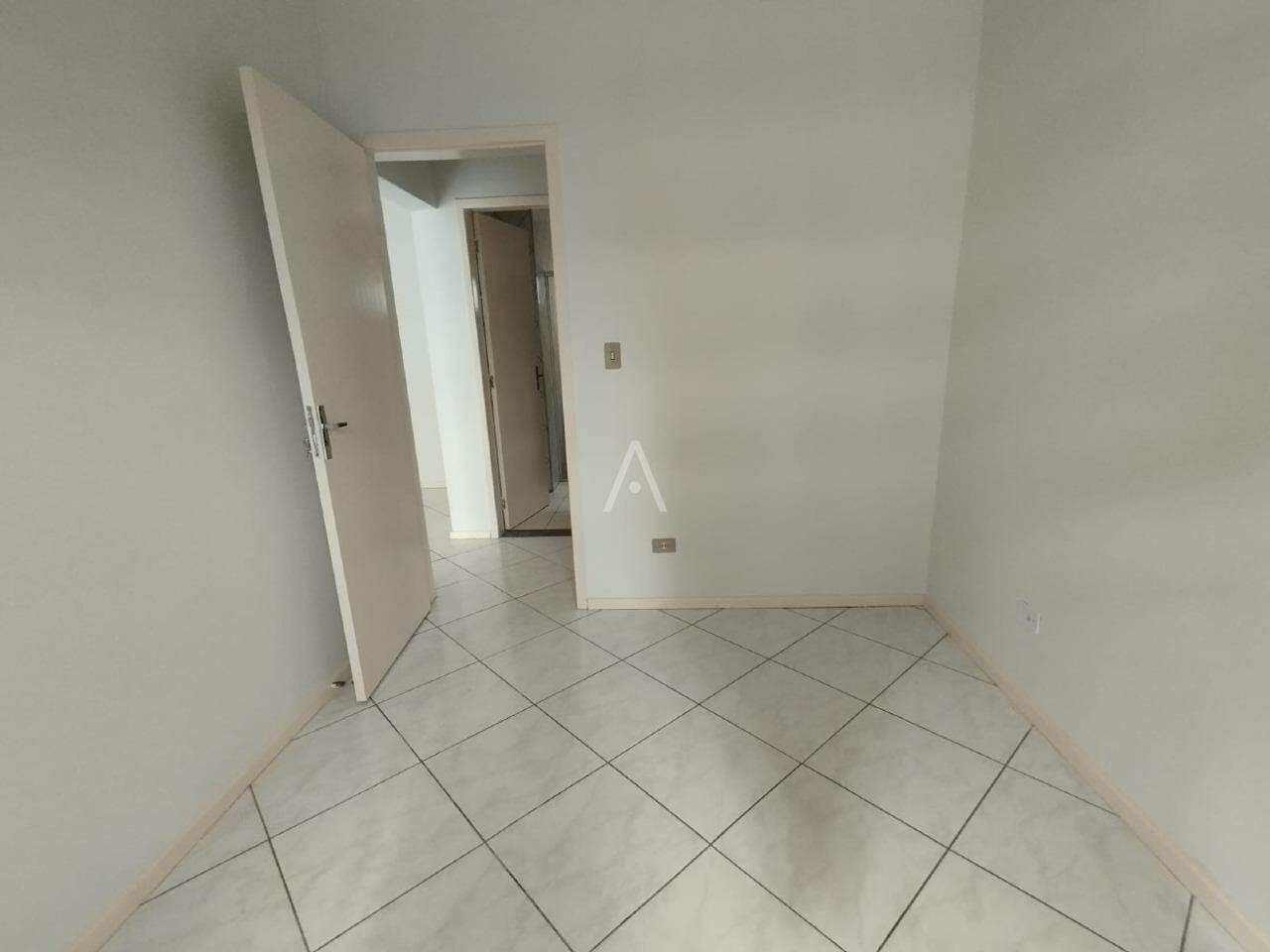 Apartamento para para aluguel no Bairro COQUEIRAL em CASCAVEL: