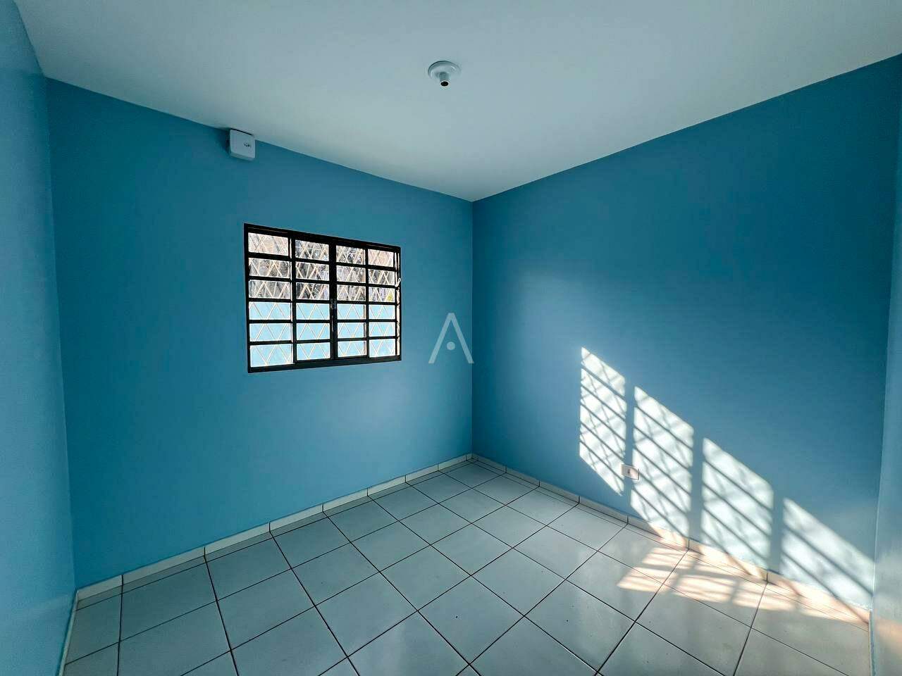 Casa Residencial para à venda no Bairro COUNTRY em CASCAVEL: 