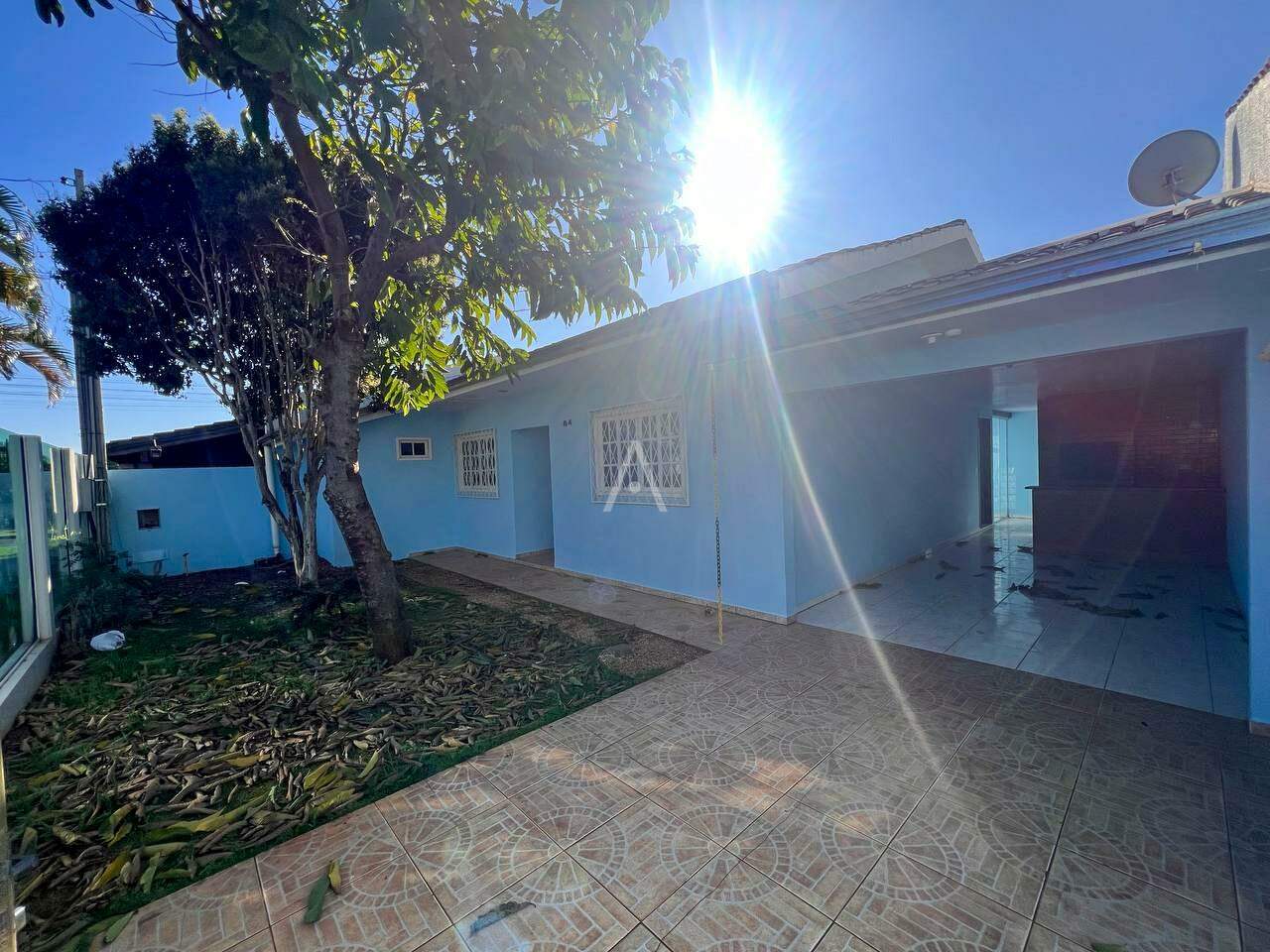 Casa Residencial para à venda no Bairro COUNTRY em CASCAVEL: 