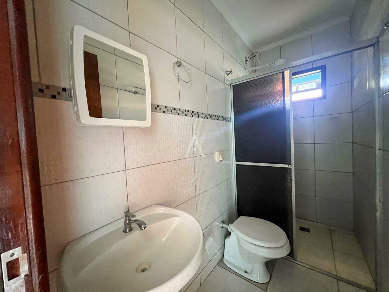 Casa Residencial para à venda no Bairro COUNTRY em CASCAVEL: 