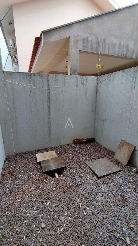 Apartamento para para aluguel no Bairro JARDIM COOPAGRO em TOLEDO: 