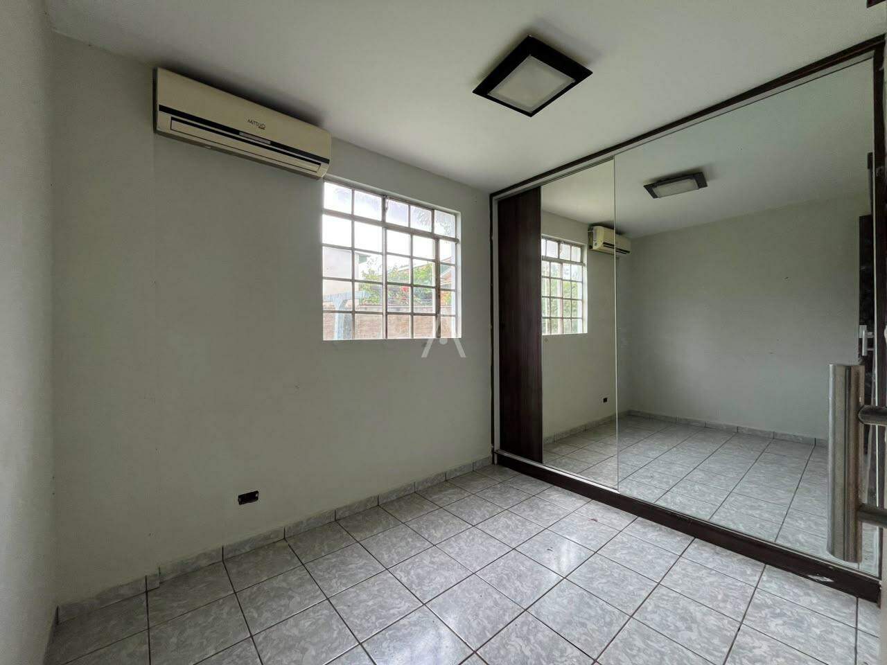Apartamento para para aluguel no Bairro Vila Pioneiro em TOLEDO: Dormitório 02
