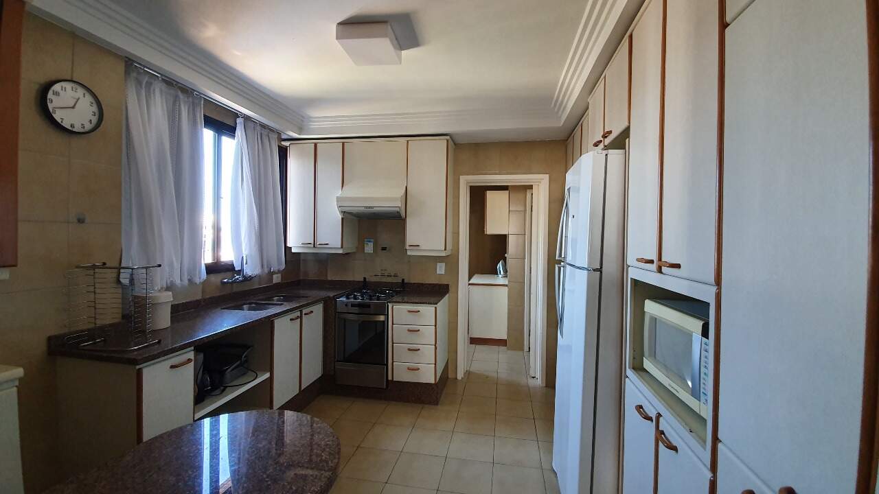 Apartamento para à venda no Bairro CENTRO em CASCAVEL: