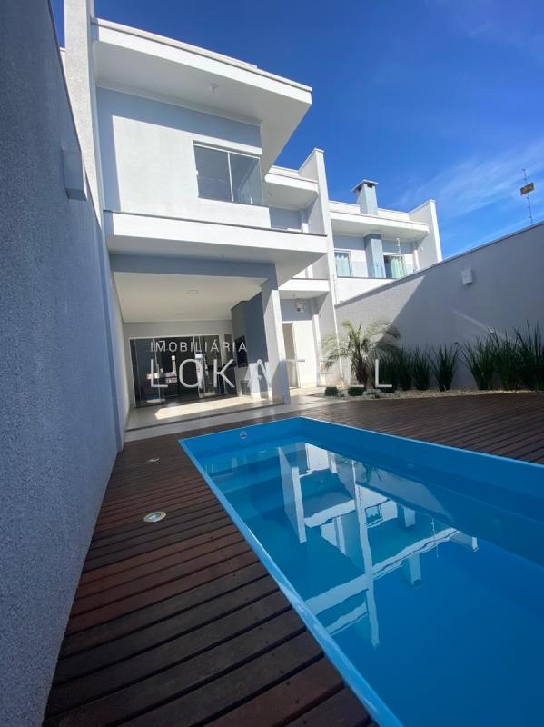 Sobrado para à venda no Bairro CANADA em CASCAVEL: 