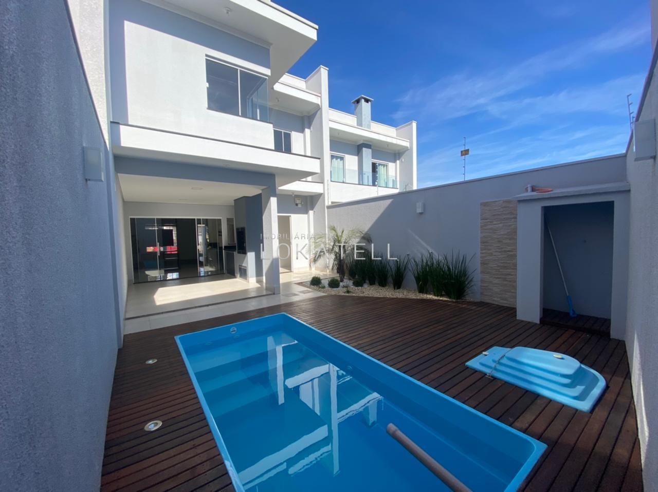 Sobrado para à venda no Bairro CANADA em CASCAVEL: 