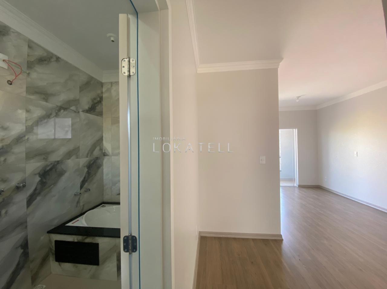 Sobrado para à venda no Bairro CANADA em CASCAVEL: 