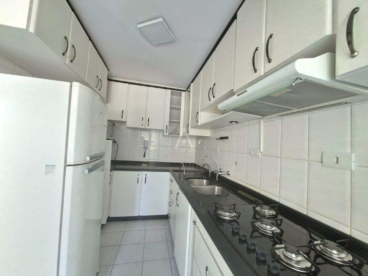 Apartamento para para aluguel no Bairro CENTRO em CASCAVEL: 