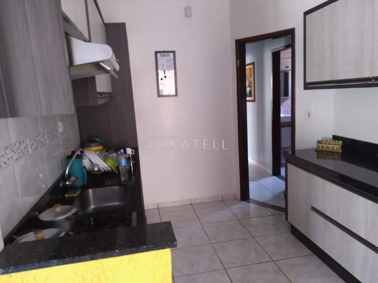 Casa Residencial para à venda no Bairro NEVA em CASCAVEL: 