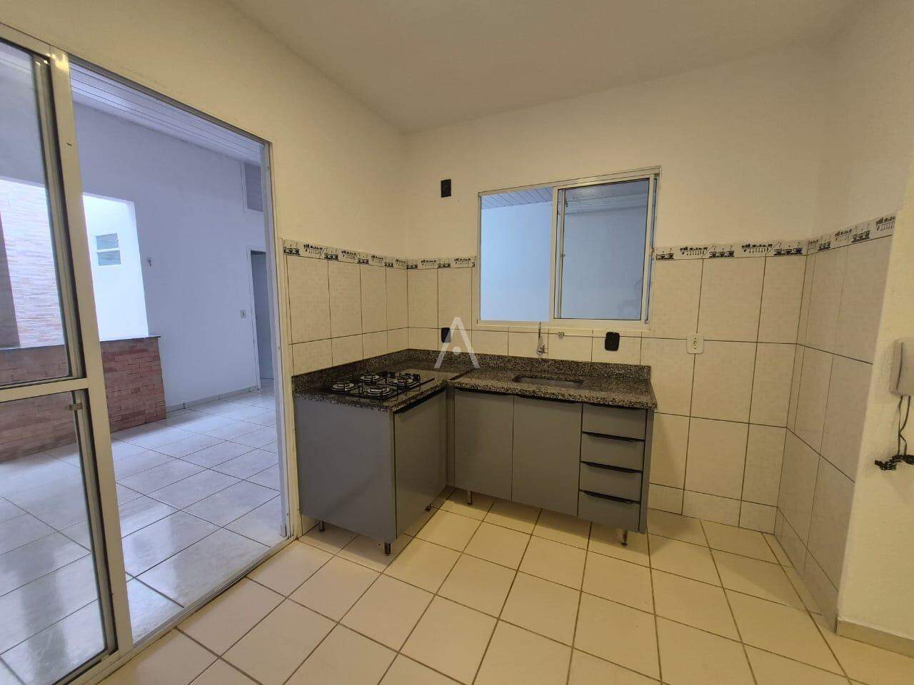 Casa Residencial para para aluguel no Bairro PARQUE VERDE em CASCAVEL: