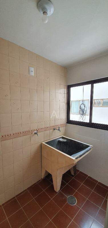 Apartamento para para aluguel no Bairro CENTRO em CASCAVEL: 
