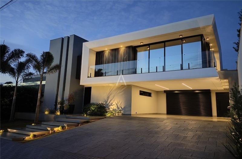 Sobrado para à venda no Bairro FAG em CASCAVEL: 