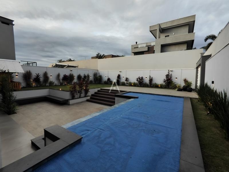 Sobrado para à venda no Bairro FAG em CASCAVEL: 