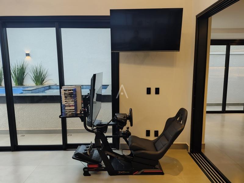 Sobrado para à venda no Bairro FAG em CASCAVEL: 