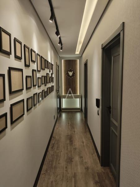 Sobrado para à venda no Bairro FAG em CASCAVEL: 