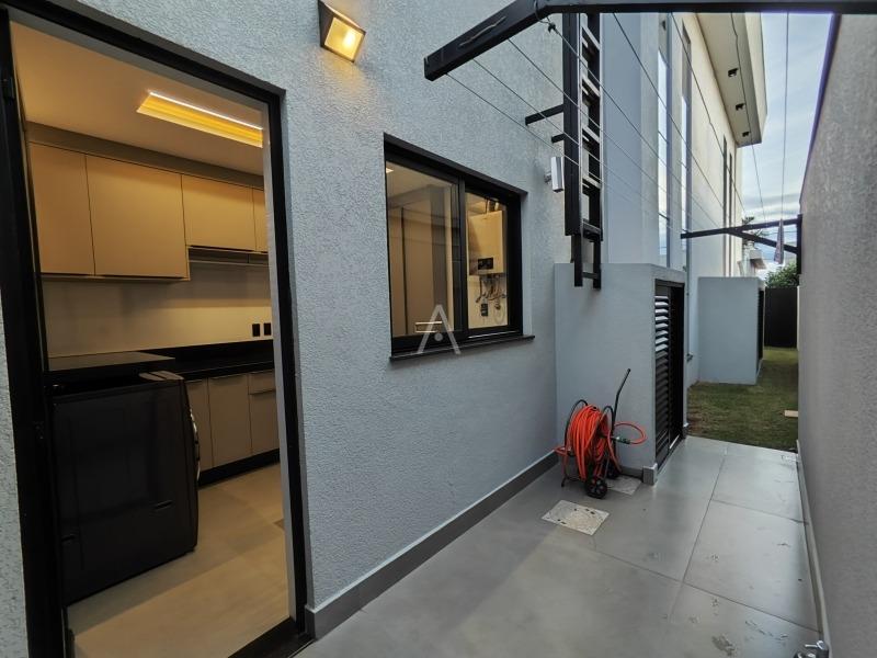 Sobrado para à venda no Bairro FAG em CASCAVEL: 