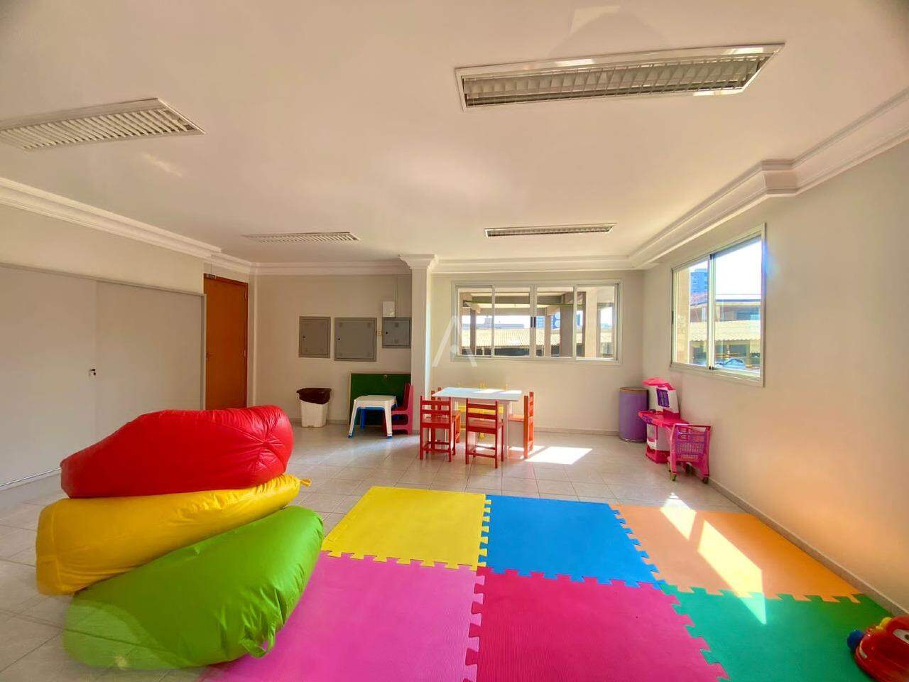 Apartamento para à venda no Bairro CENTRO em CASCAVEL: 