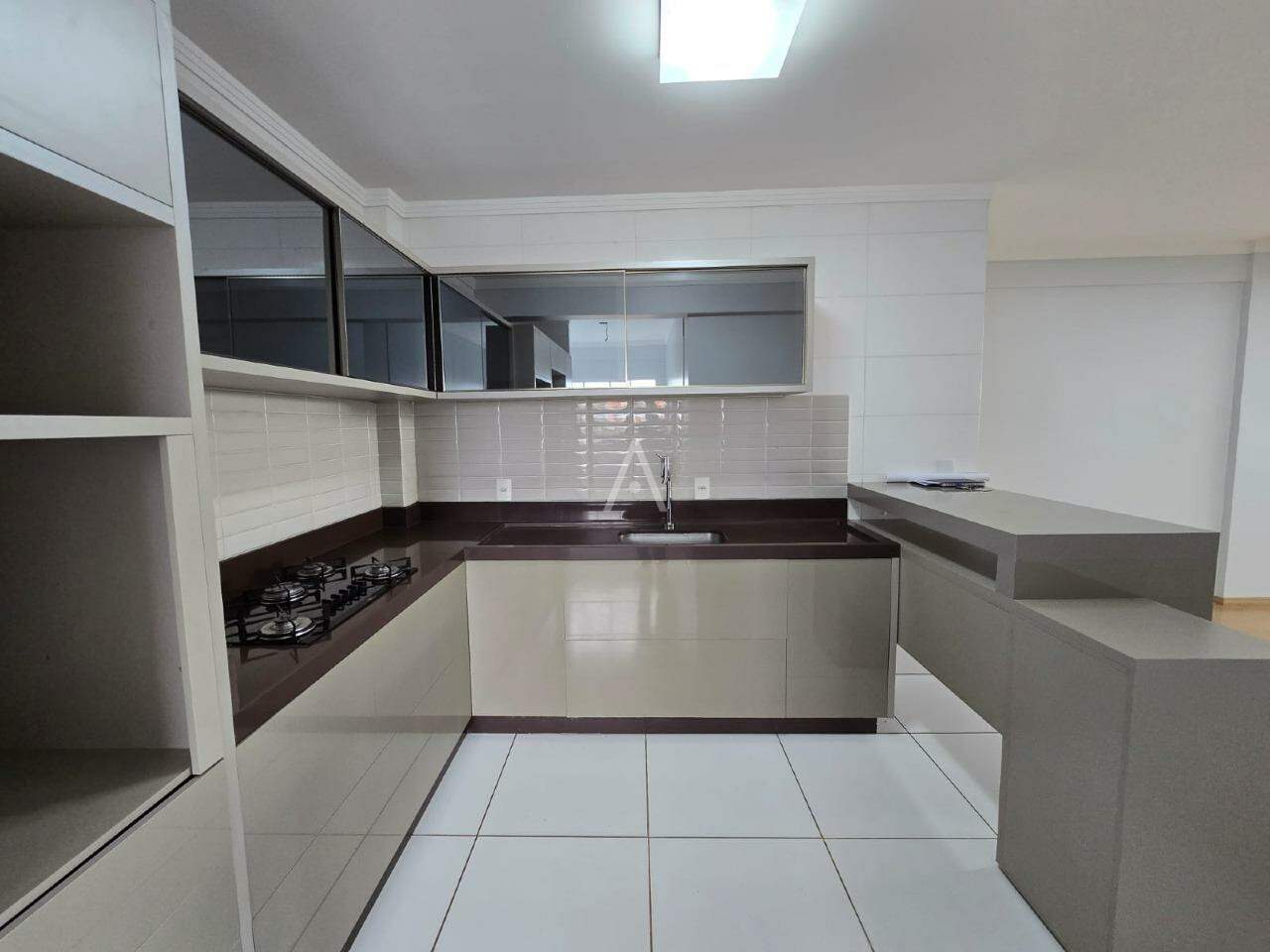 Apartamento para para aluguel no Bairro VILA INDUSTRIAL em TOLEDO: 