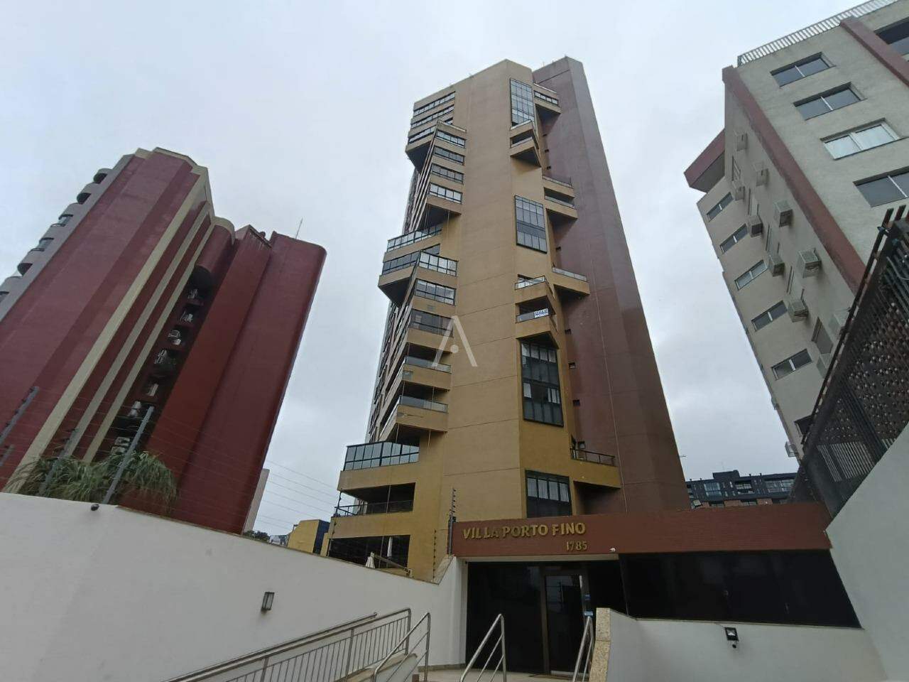 Apartamento para para aluguel no Bairro CENTRO em CASCAVEL: 