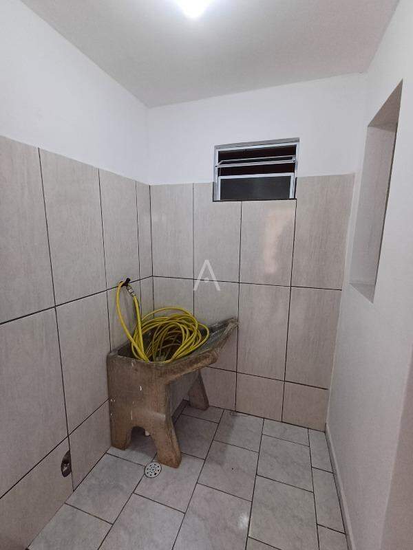 Casa Residencial para para aluguel no Bairro GUARUJA em CASCAVEL: 