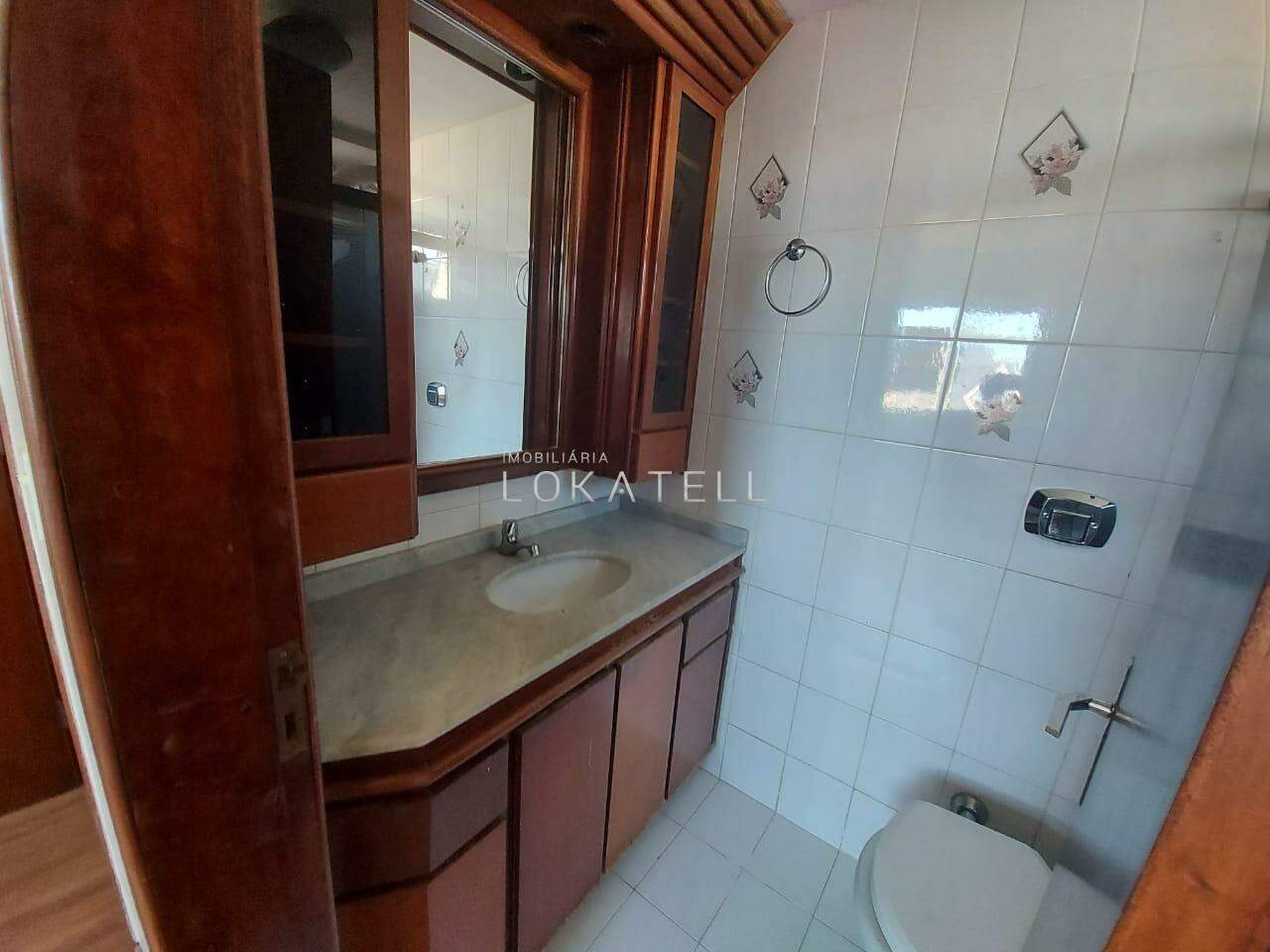 Apartamento para para aluguel no Bairro CENTRO em CASCAVEL: 