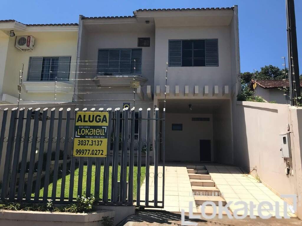 Sobrado para para aluguel no Bairro COUNTRY em CASCAVEL: 