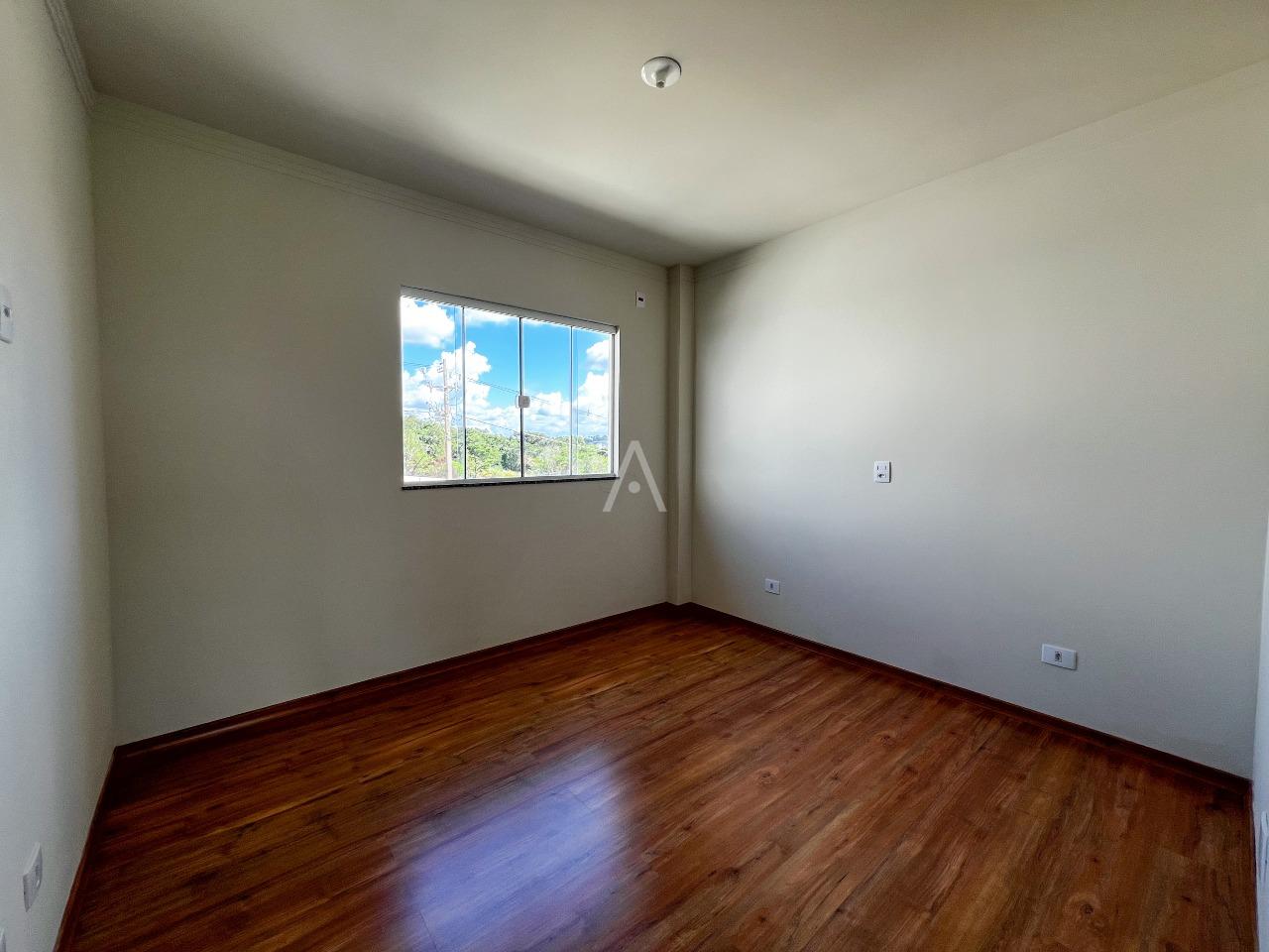 Sobrado para à venda no Bairro UNIVERSITARIO em CASCAVEL: 