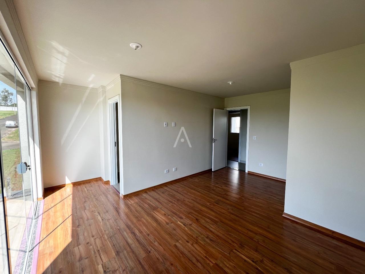 Sobrado para à venda no Bairro UNIVERSITARIO em CASCAVEL: 