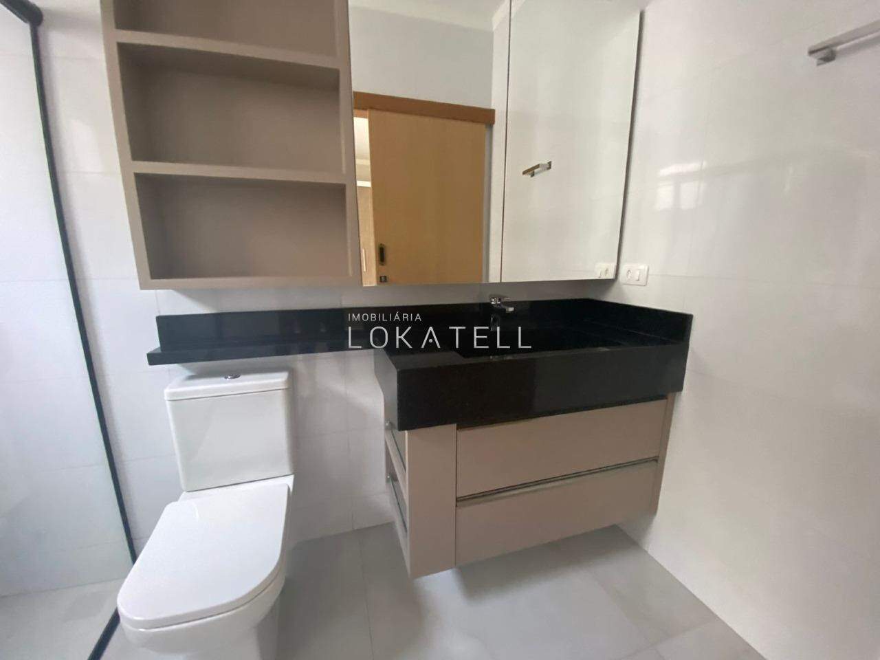 Casa Residencial para para aluguel no Bairro VEREDAS em CASCAVEL: