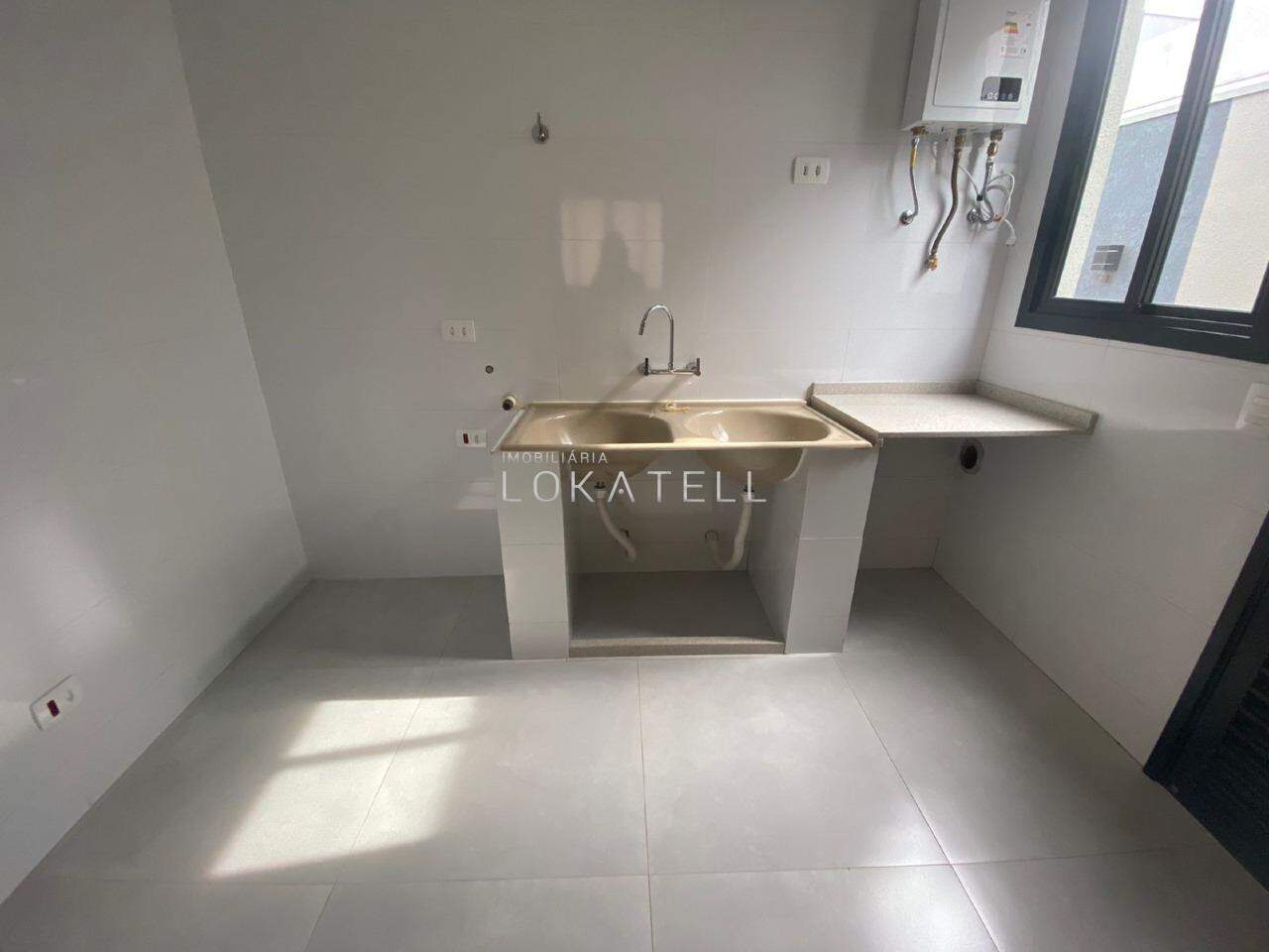 Casa Residencial para para aluguel no Bairro VEREDAS em CASCAVEL: