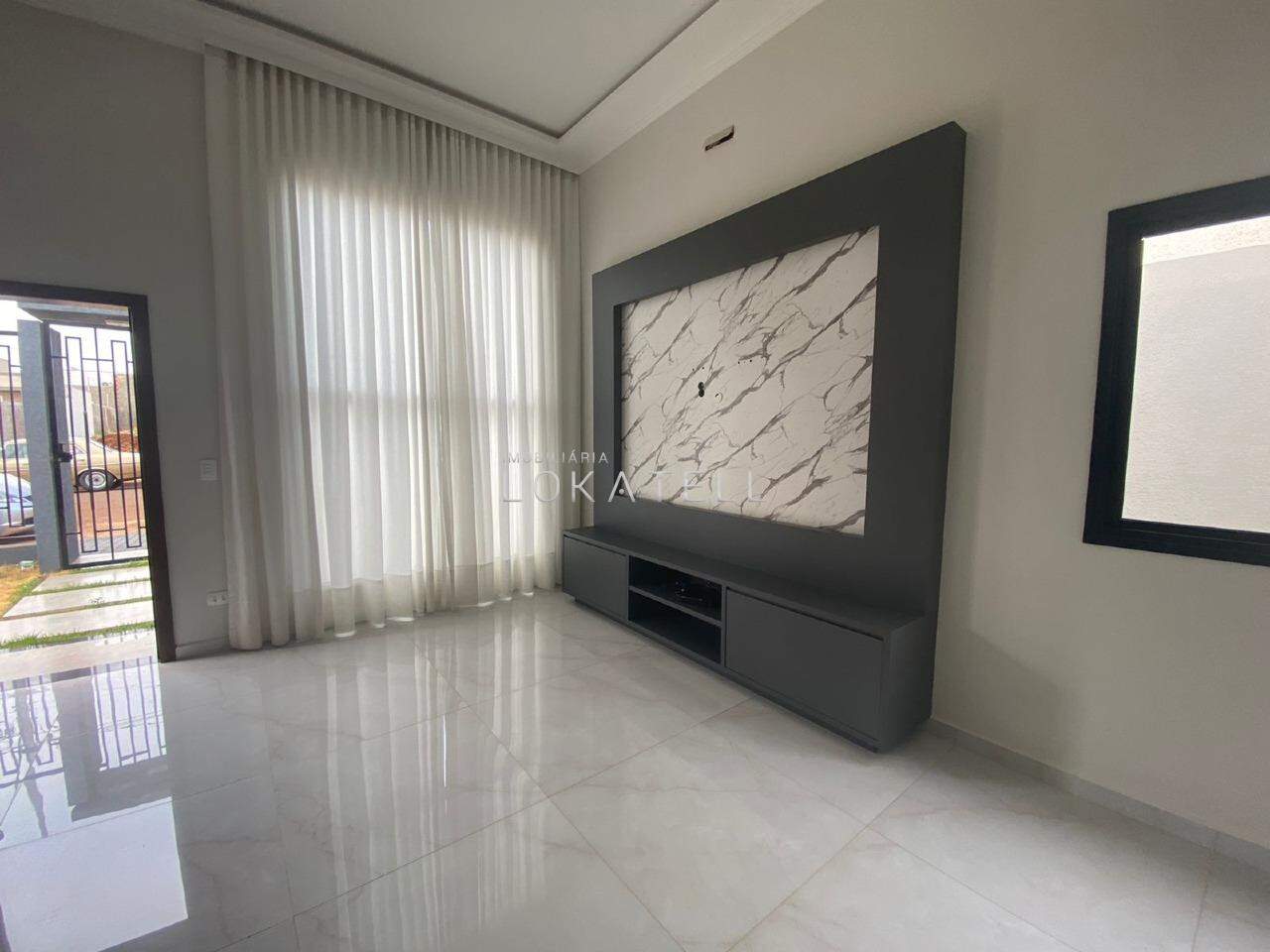 Casa Residencial para para aluguel no Bairro VEREDAS em CASCAVEL: