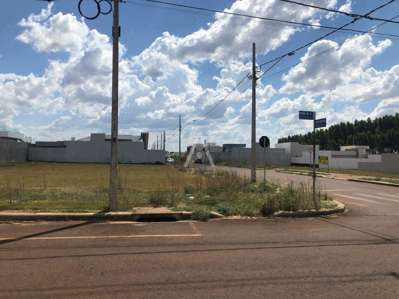 Terreno para à venda no Bairro RECANTO TROPICAL em CASCAVEL: 