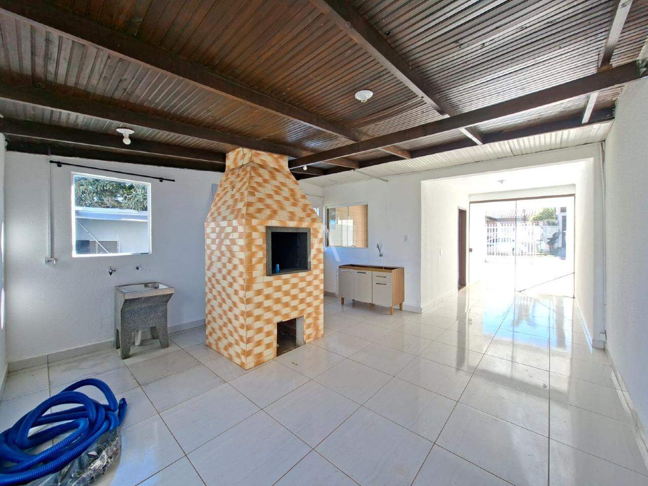 Casa Residencial para para aluguel no Bairro CANADA em CASCAVEL: