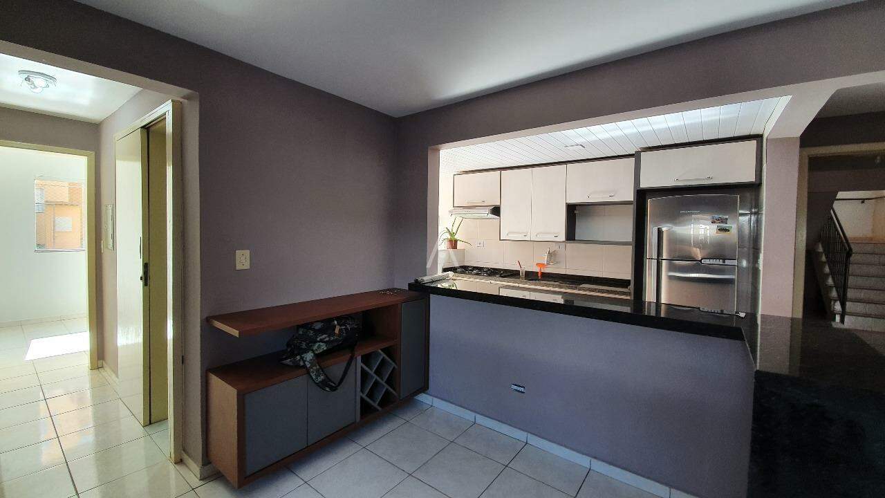 Apartamento para para aluguel no Bairro SANTA CRUZ em CASCAVEL: 