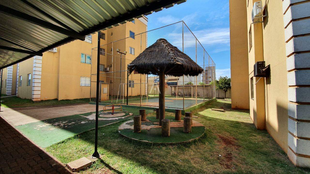 Apartamento para para aluguel no Bairro SANTA CRUZ em CASCAVEL: 