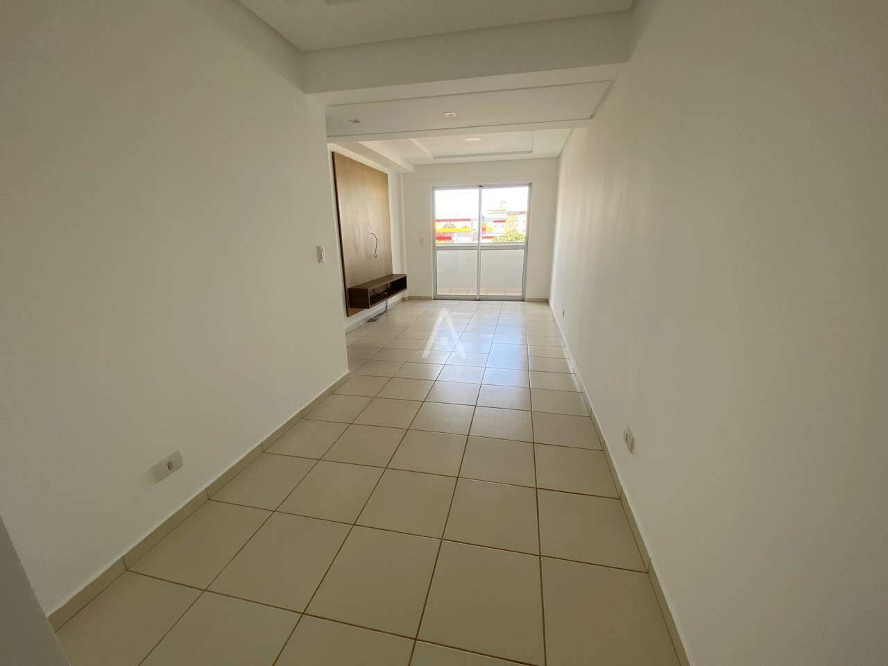Apartamento para para aluguel no Bairro CENTRO em CASCAVEL: 