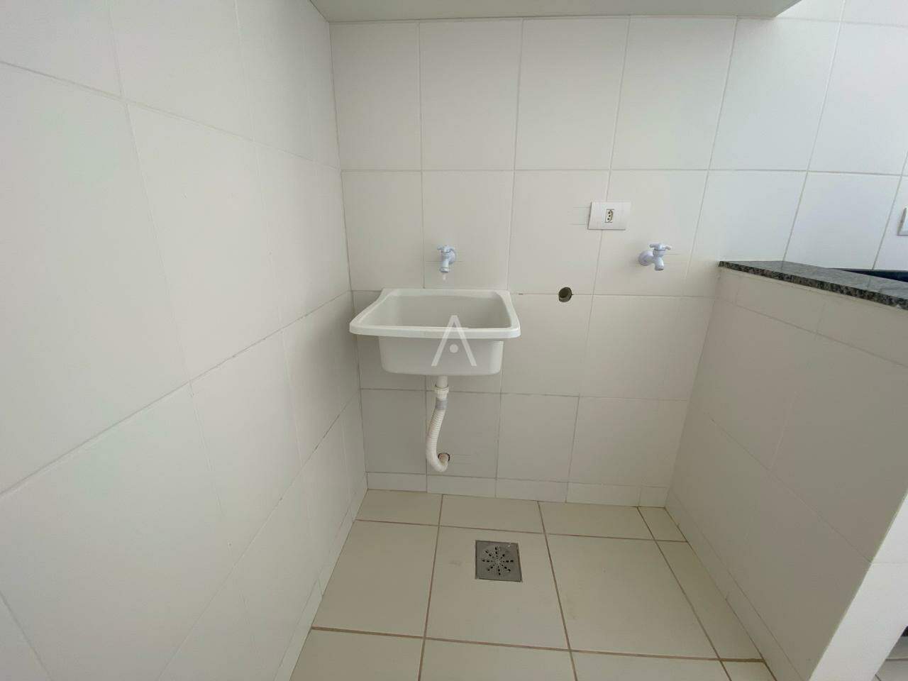 Apartamento para para aluguel no Bairro CENTRO em CASCAVEL: 