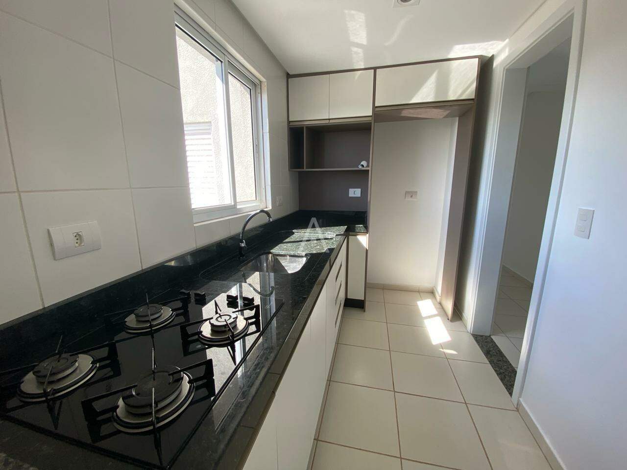 Apartamento para para aluguel no Bairro CENTRO em CASCAVEL: 
