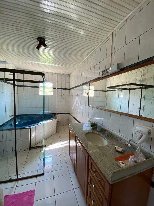 Imóveis Rurais para à venda no Bairro LINHA GONÇALVES DIAS em SANTA TEREZA DO OESTE: