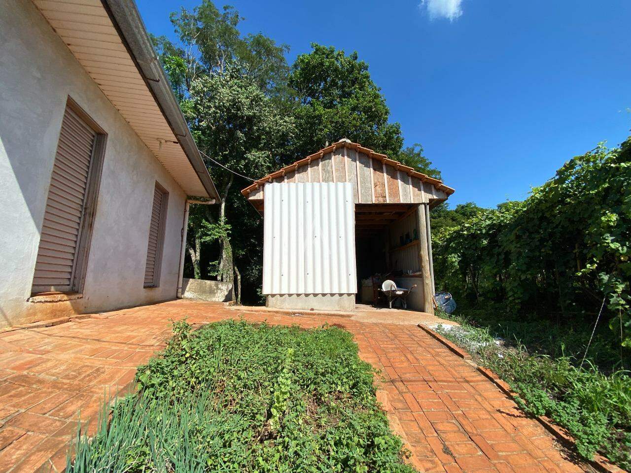 Imóveis Rurais para à venda no Bairro LINHA GONÇALVES DIAS em SANTA TEREZA DO OESTE: