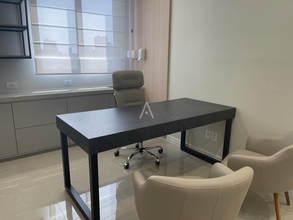 Sala Comercial para para aluguel no Bairro NEVA em CASCAVEL: 