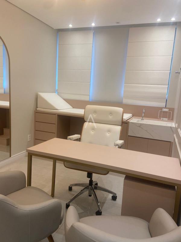 Sala Comercial para para aluguel no Bairro NEVA em CASCAVEL: 