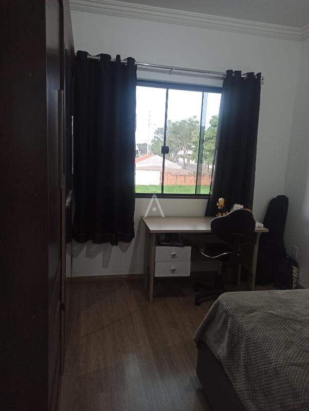 Sobrado para à venda no Bairro PACAEMBU em CASCAVEL: