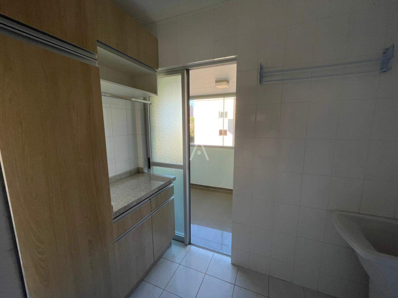 Apartamento para para aluguel no Bairro CENTRO em CASCAVEL: 