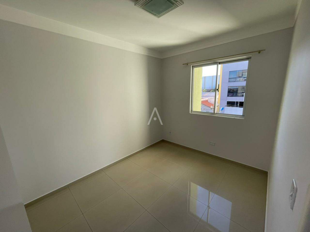 Apartamento para para aluguel no Bairro CENTRO em CASCAVEL: 