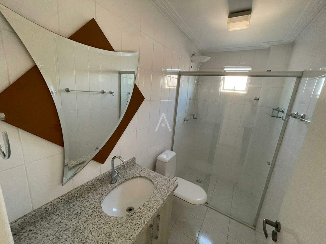 Apartamento para para aluguel no Bairro CENTRO em CASCAVEL: 