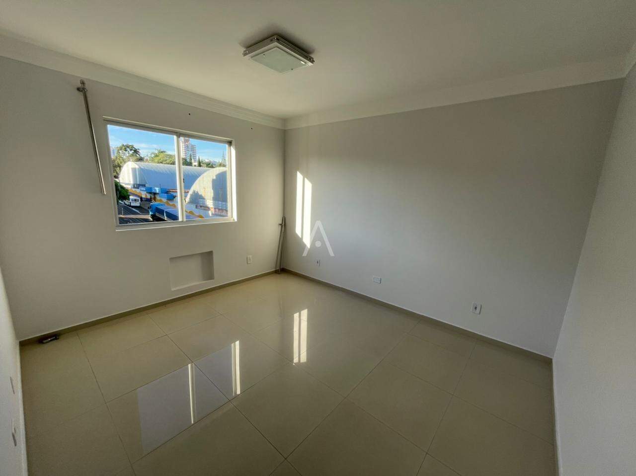 Apartamento para para aluguel no Bairro CENTRO em CASCAVEL: 